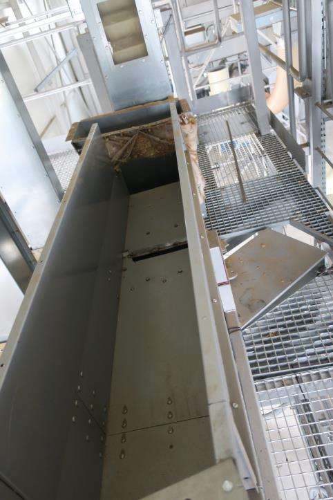 Machines from the biofuel production plant<br>
-3